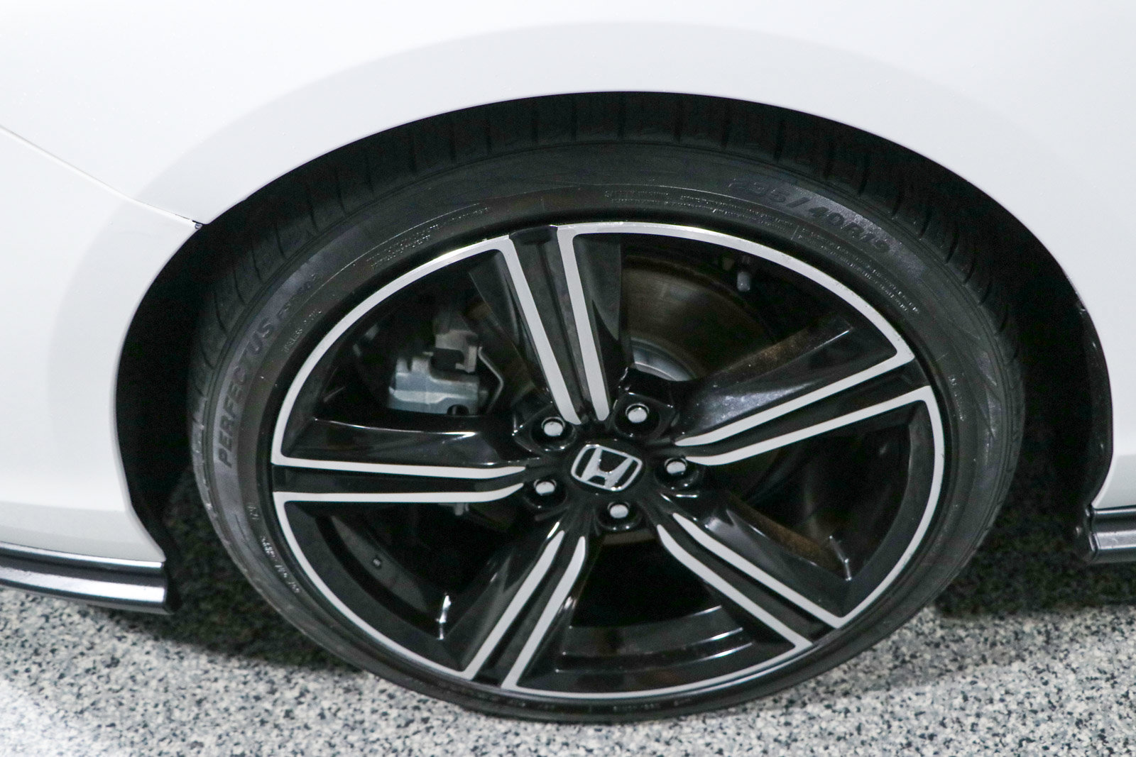 Used 2023 Honda Accord Sport image 11
