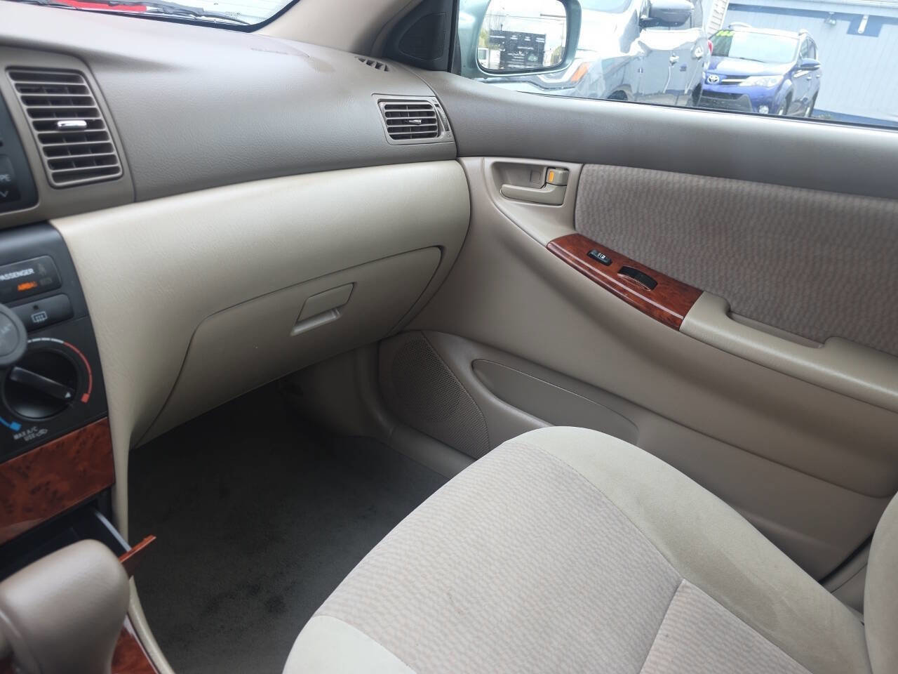 Used 2007 Toyota Corolla LE FWD image 11
