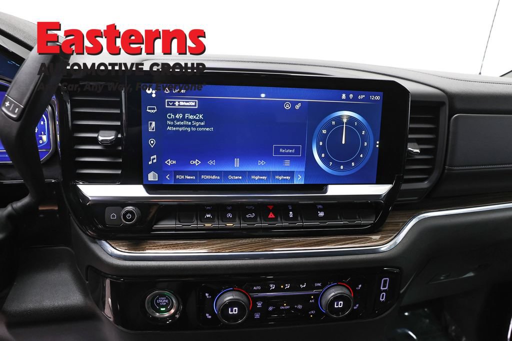 Used 2024 Chevrolet Silverado 1500 LT AWD/4WD image 12