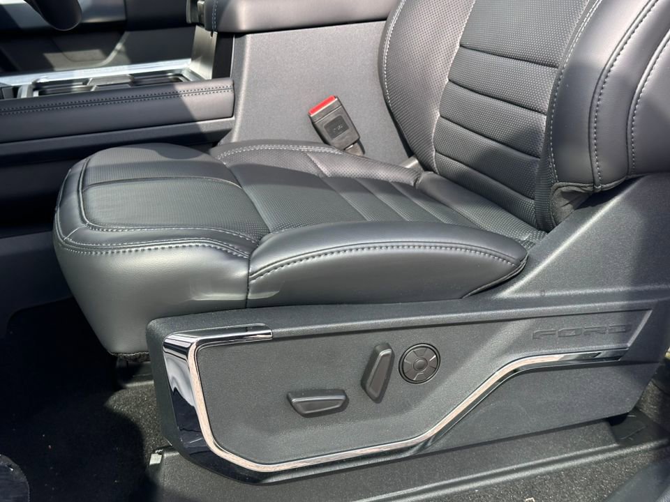 New 2025 Ford F250 Platinum image 20