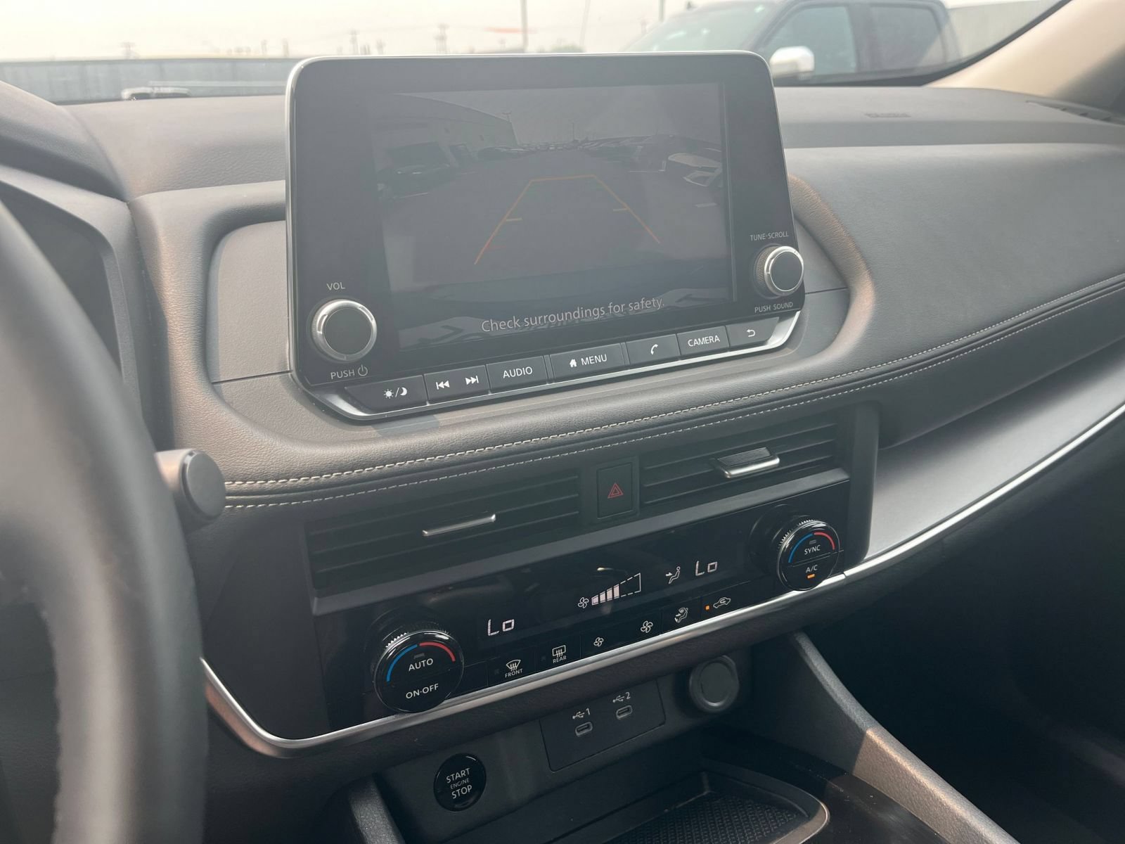Used 2025 Nissan Rogue SV AWD/4WD image 20