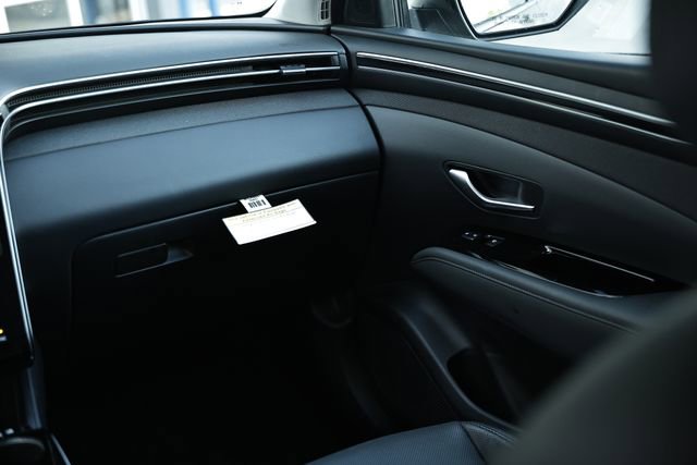 Used 2024 Hyundai Tucson Limited image 28