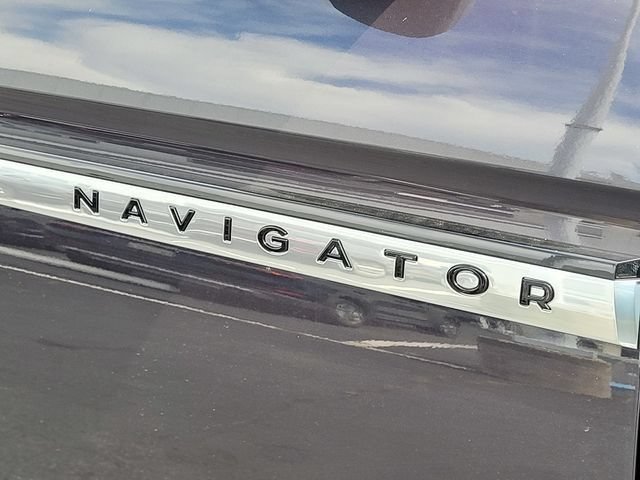 New 2026 Lincoln Navigator L Reserve AWD/4WD image 48