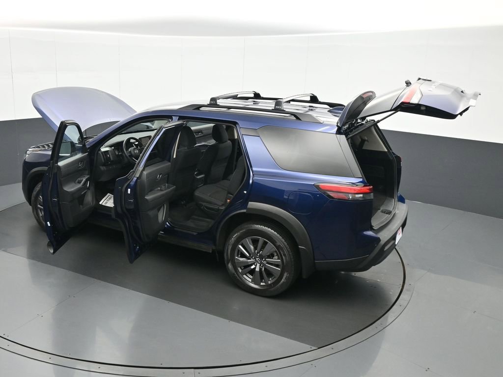 Used 2024 Nissan Pathfinder SV image 37