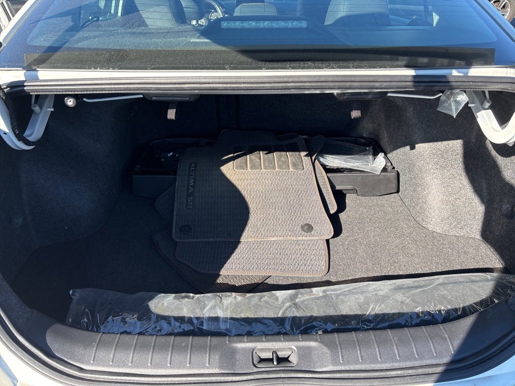 Used 2021 Nissan Altima 2.5 SR w/ SR Premium Package image 12