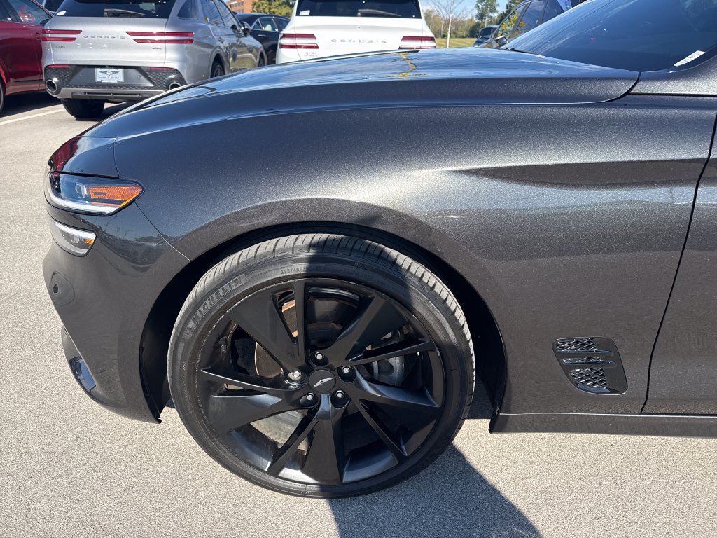 Used 2023 Genesis G70 2.0T w/ Sport Prestige Package AWD/4WD image 10