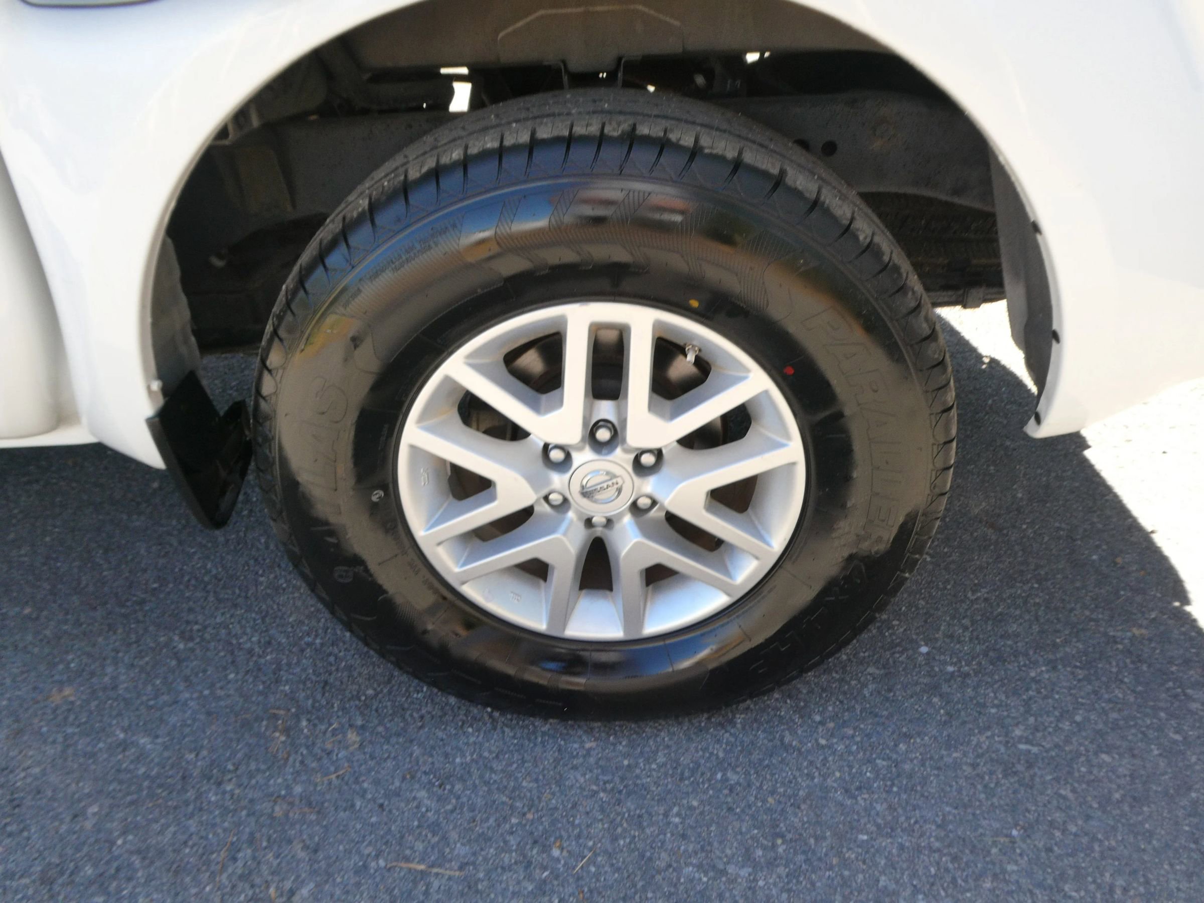 Used 2018 Nissan Frontier SV RWD image 30