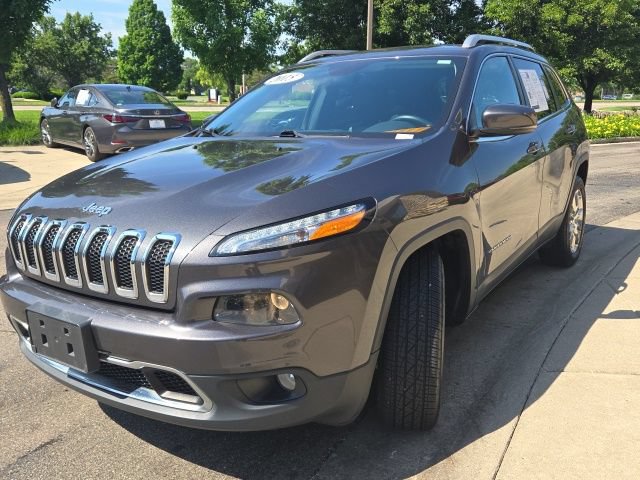 Used 2015 Jeep Cherokee Limited AWD/4WD image 7