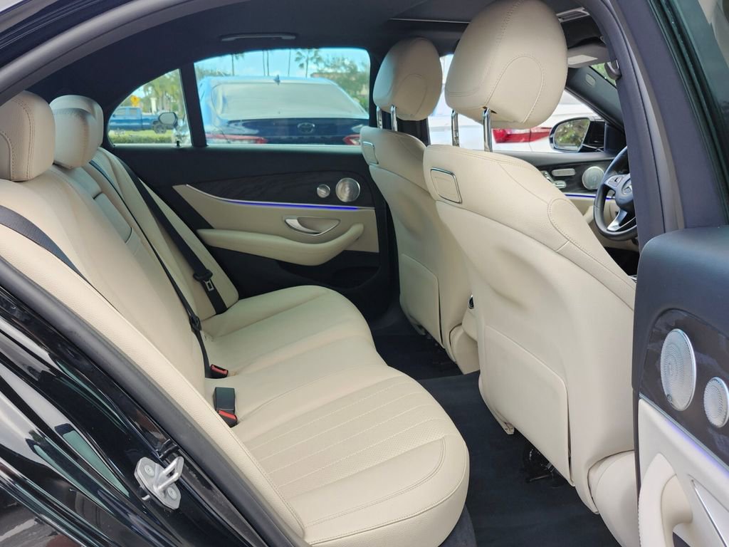 Used 2018 Mercedes-Benz E 300 image 11