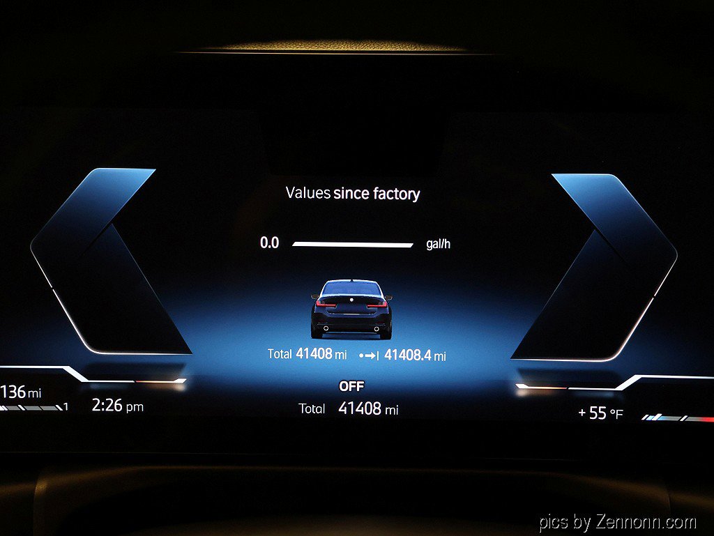 Certified 2023 BMW 330i xDrive Sedan w/ Driving Assistance Package image 17