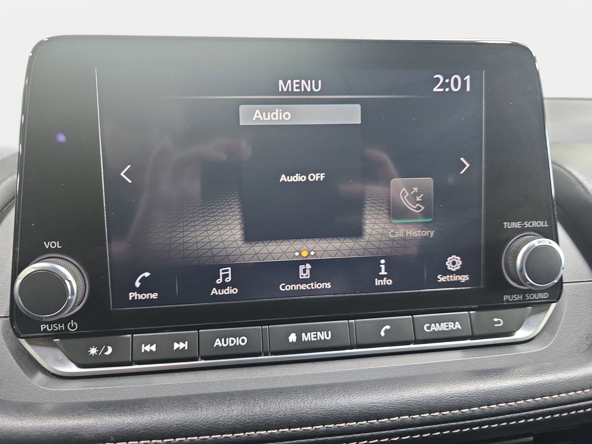 Used 2024 Nissan Rogue S FWD image 20