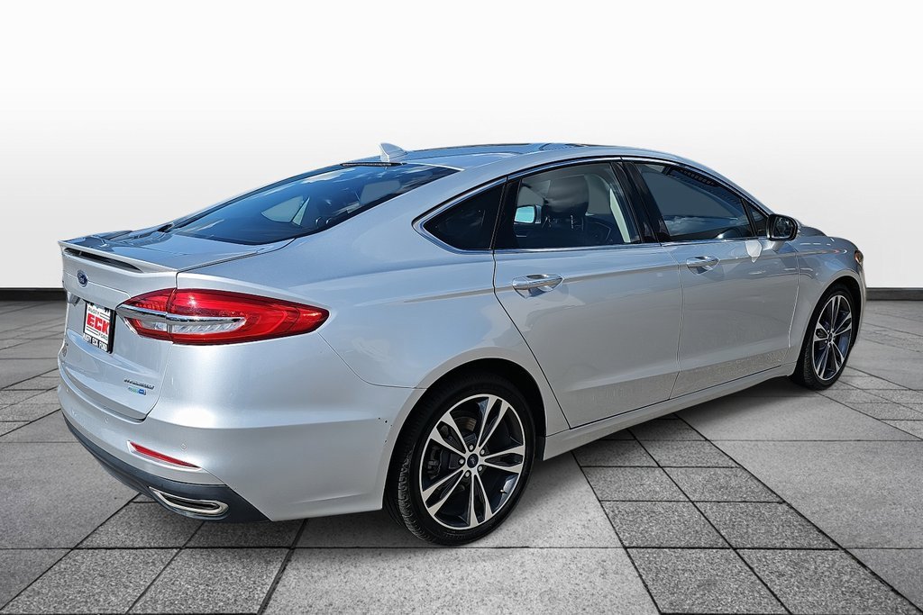 Used 2019 Ford Fusion Titanium image 5