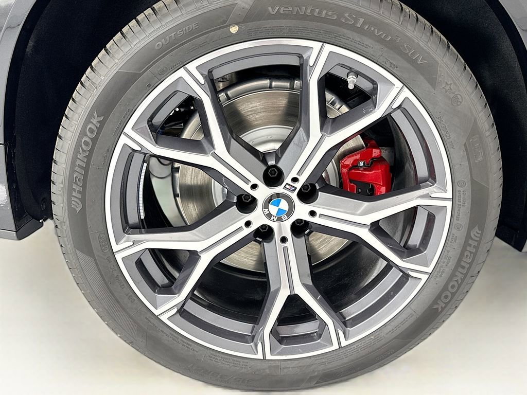 New 2026 BMW X5 xDrive50e w/ M Sport Package AWD/4WD image 32