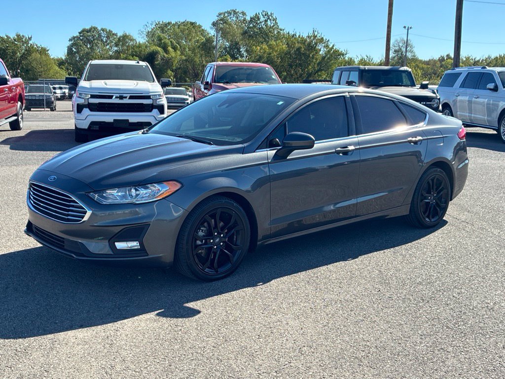 Used 2020 Ford Fusion SE w/ Equipment Group 151A FWD image 8
