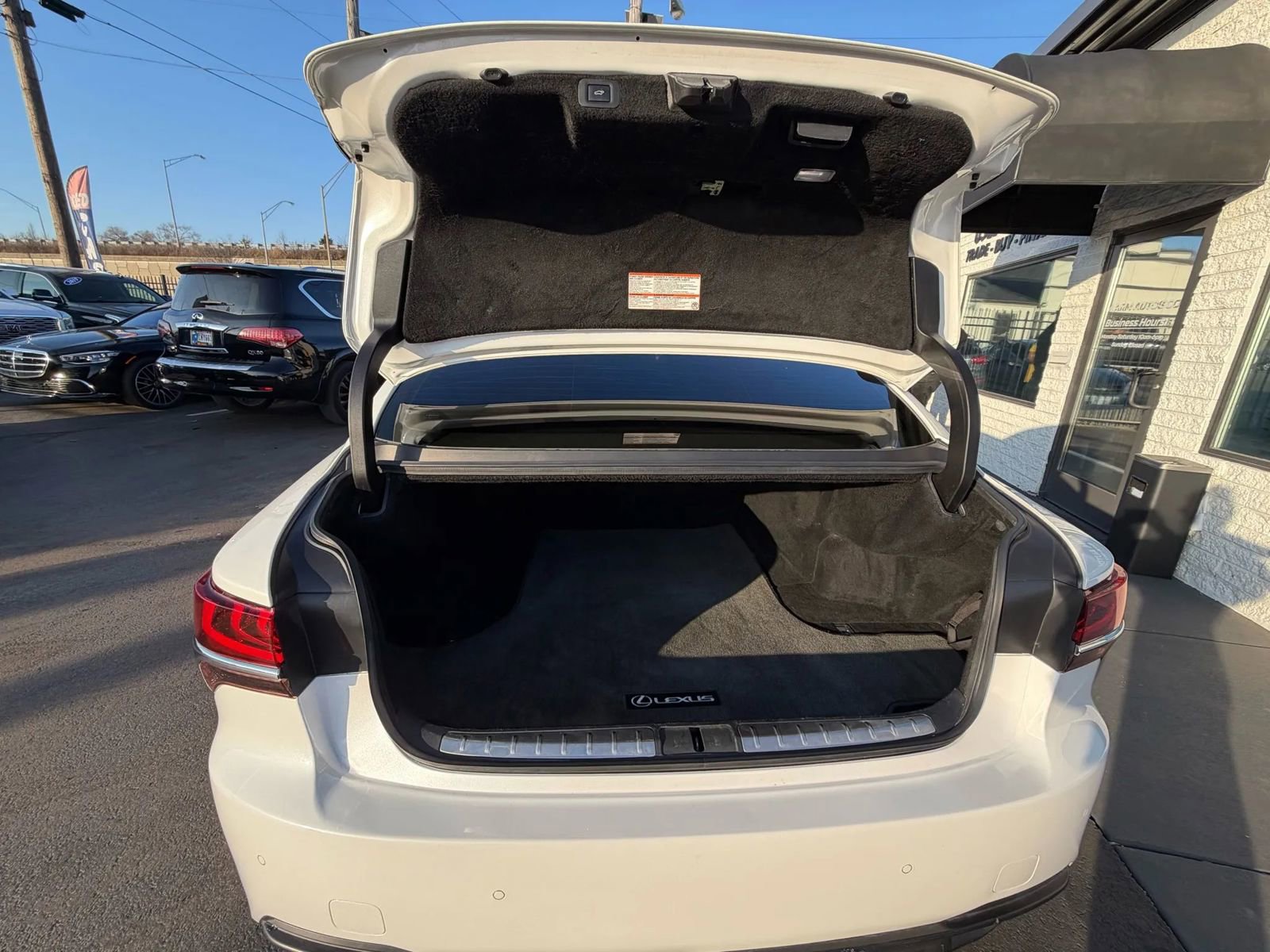 Used 2018 Lexus LS 500 AWD w/ Accessory Package (Z2) image 24