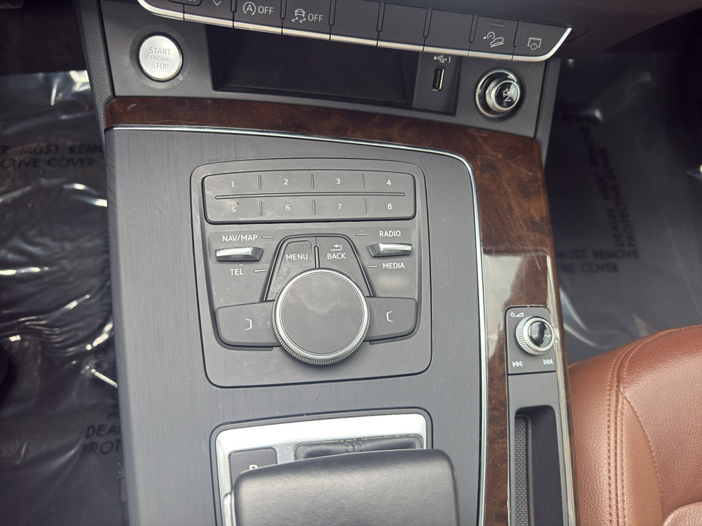 Used 2019 Audi Q5 2.0T Premium AWD/4WD image 23