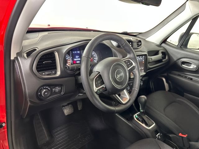 Used 2023 Jeep Renegade Latitude w/ Sun/Sound Group image 13