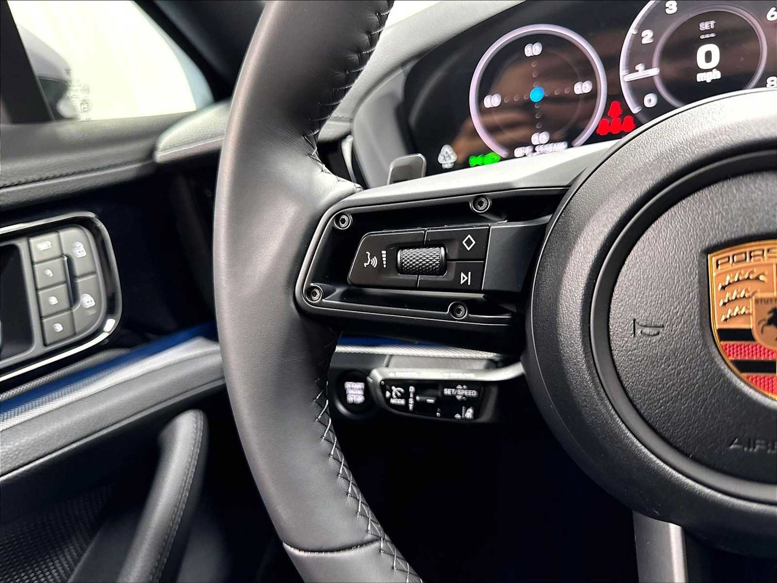 New 2026 Porsche Panamera 4 AWD/4WD image 19