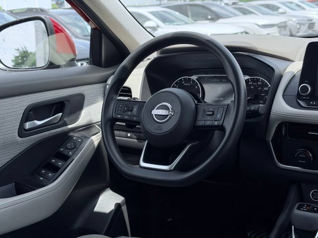 Used 2022 Nissan Rogue SV AWD/4WD image 24