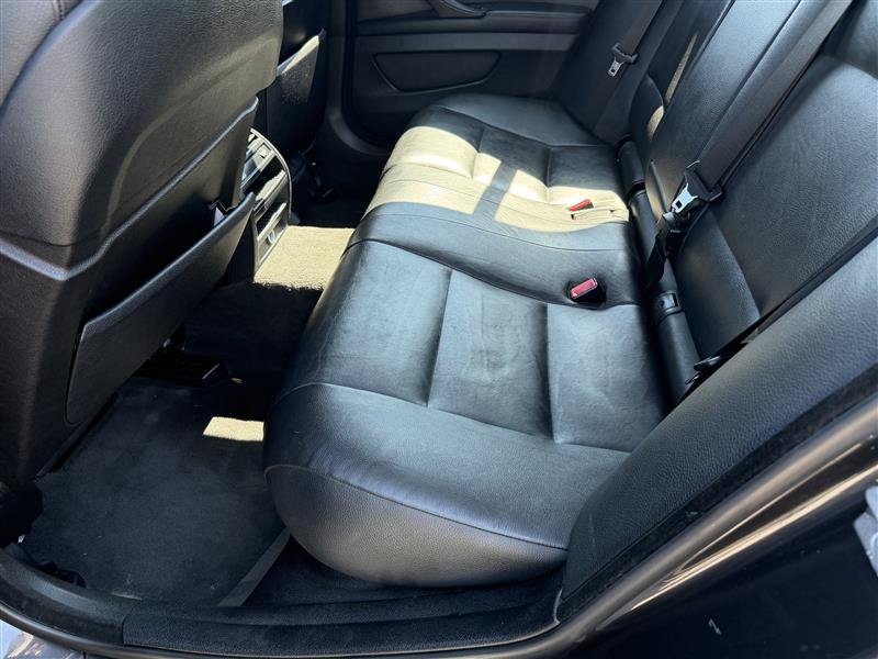 Used 2012 BMW 550i xDrive Sedan AWD/4WD image 16