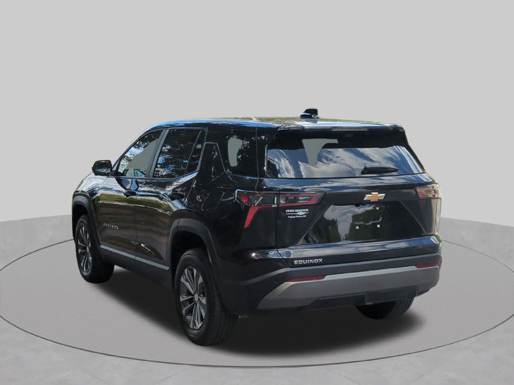 New 2026 Chevrolet Equinox LT w/ Safety and Technology Package FWD image 7