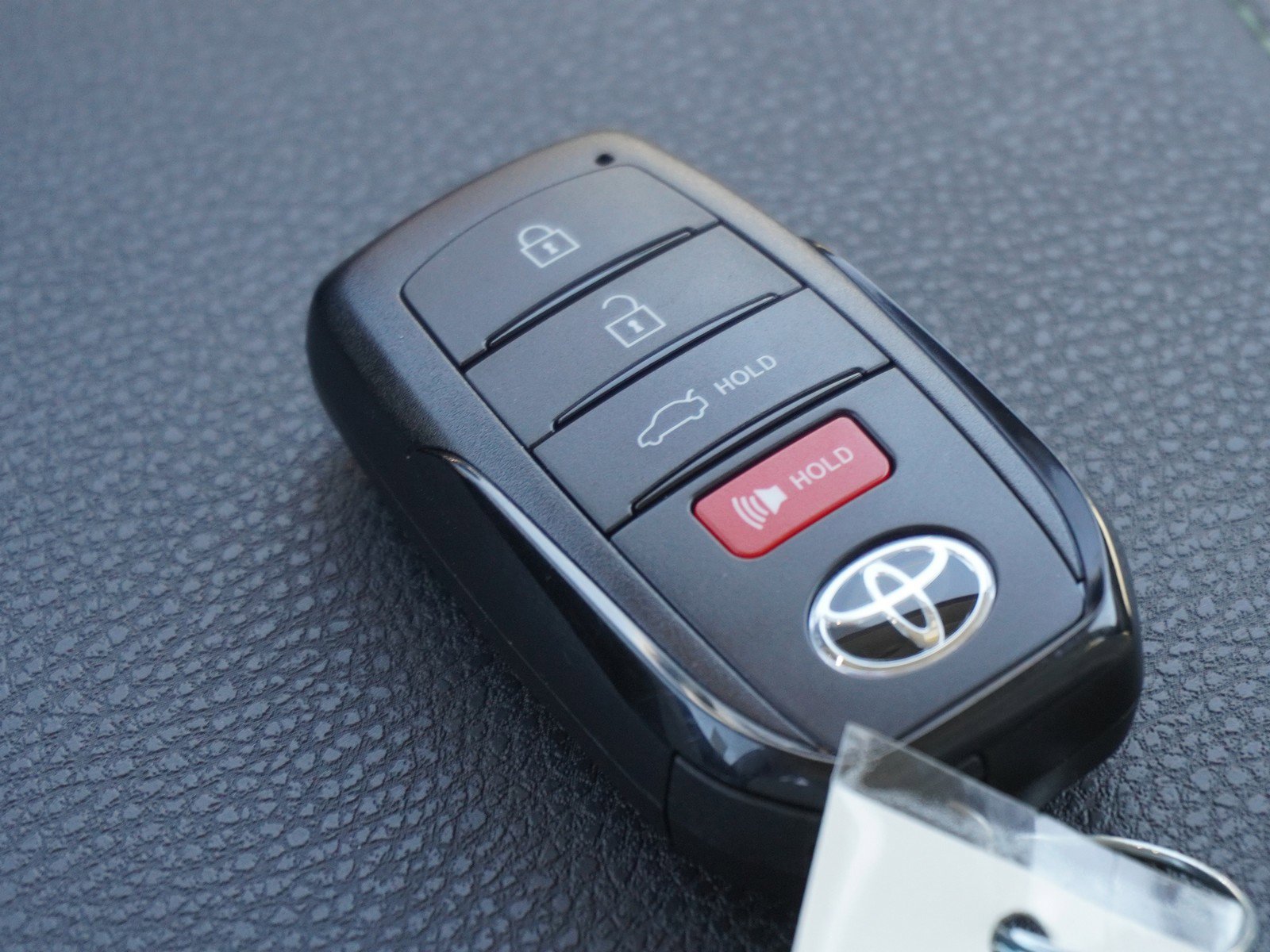 New 2026 Toyota Camry XLE AWD/4WD image 17