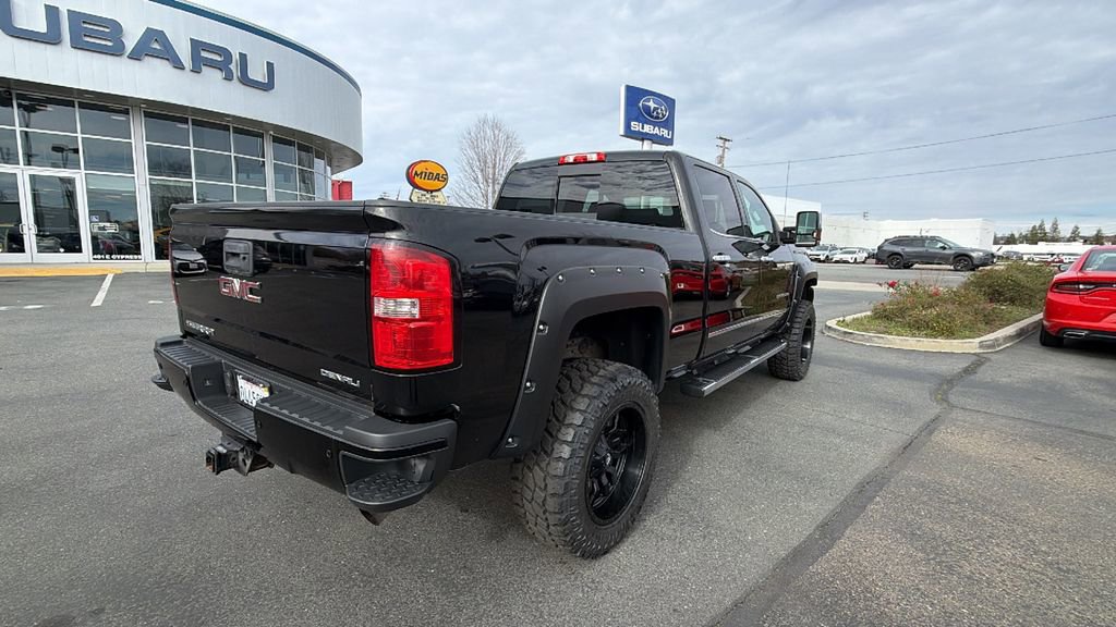 Used 2015 GMC Sierra 2500 Denali w/ Suspension Package, Off-Road image 4
