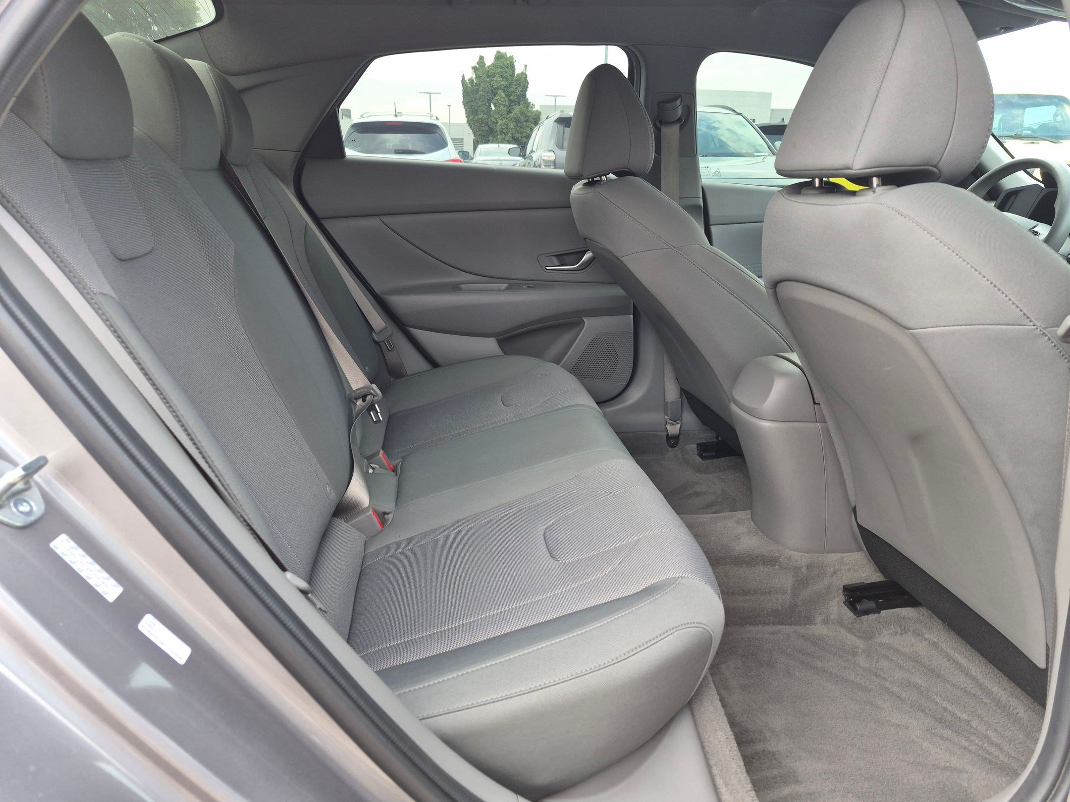 Used 2023 Hyundai Elantra SE FWD image 29