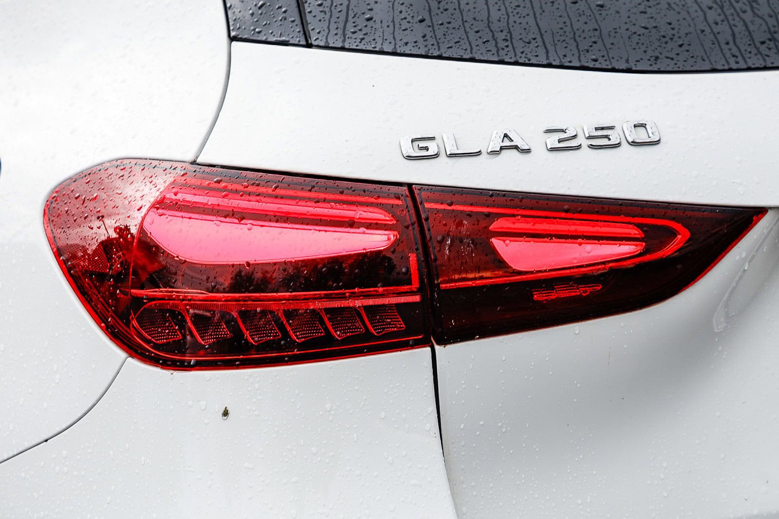 Used 2025 Mercedes-Benz GLA 250 4MATIC image 8