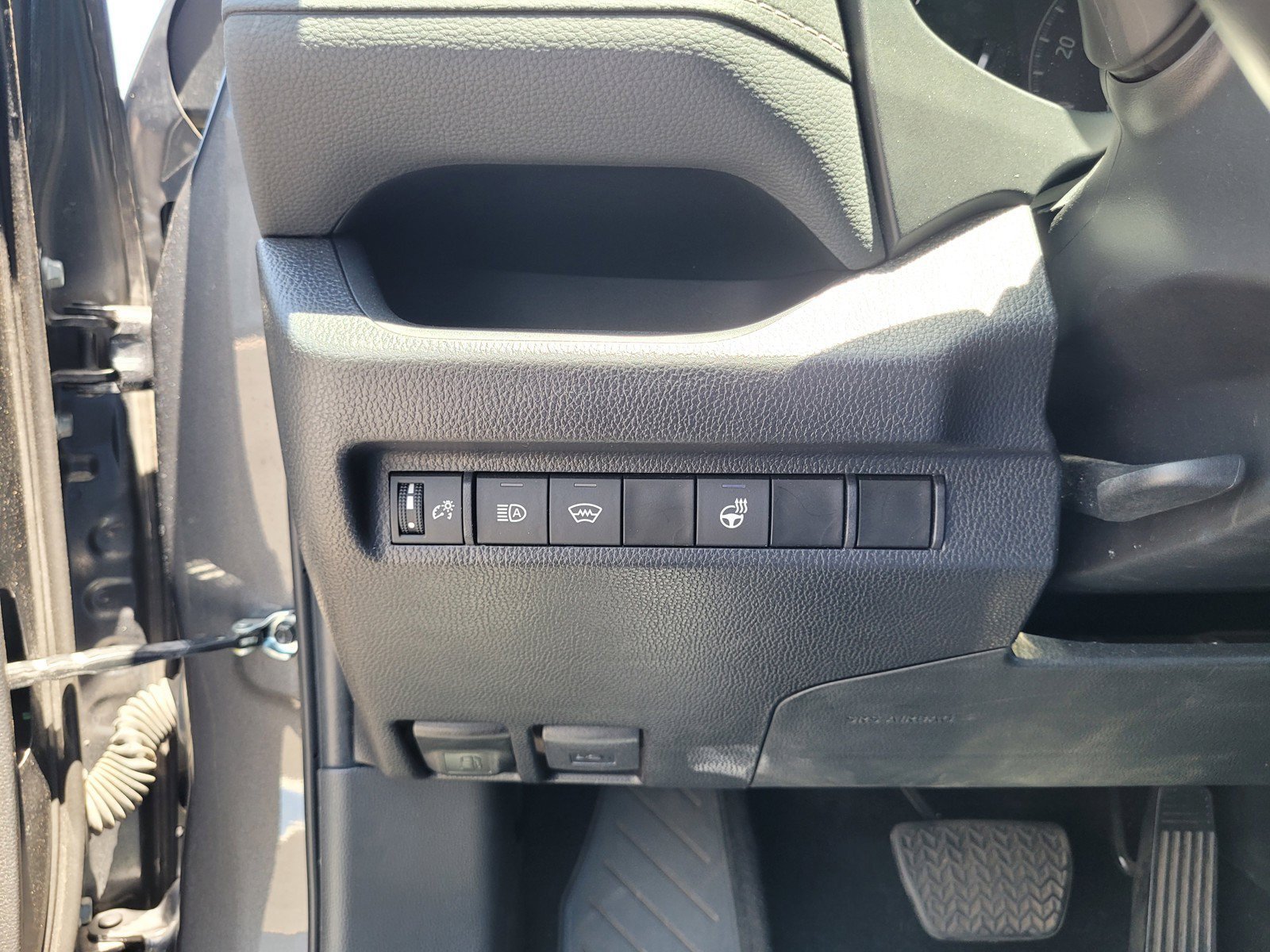 Used 2024 Toyota RAV4 XLE w/ Weather Package AWD/4WD image 25