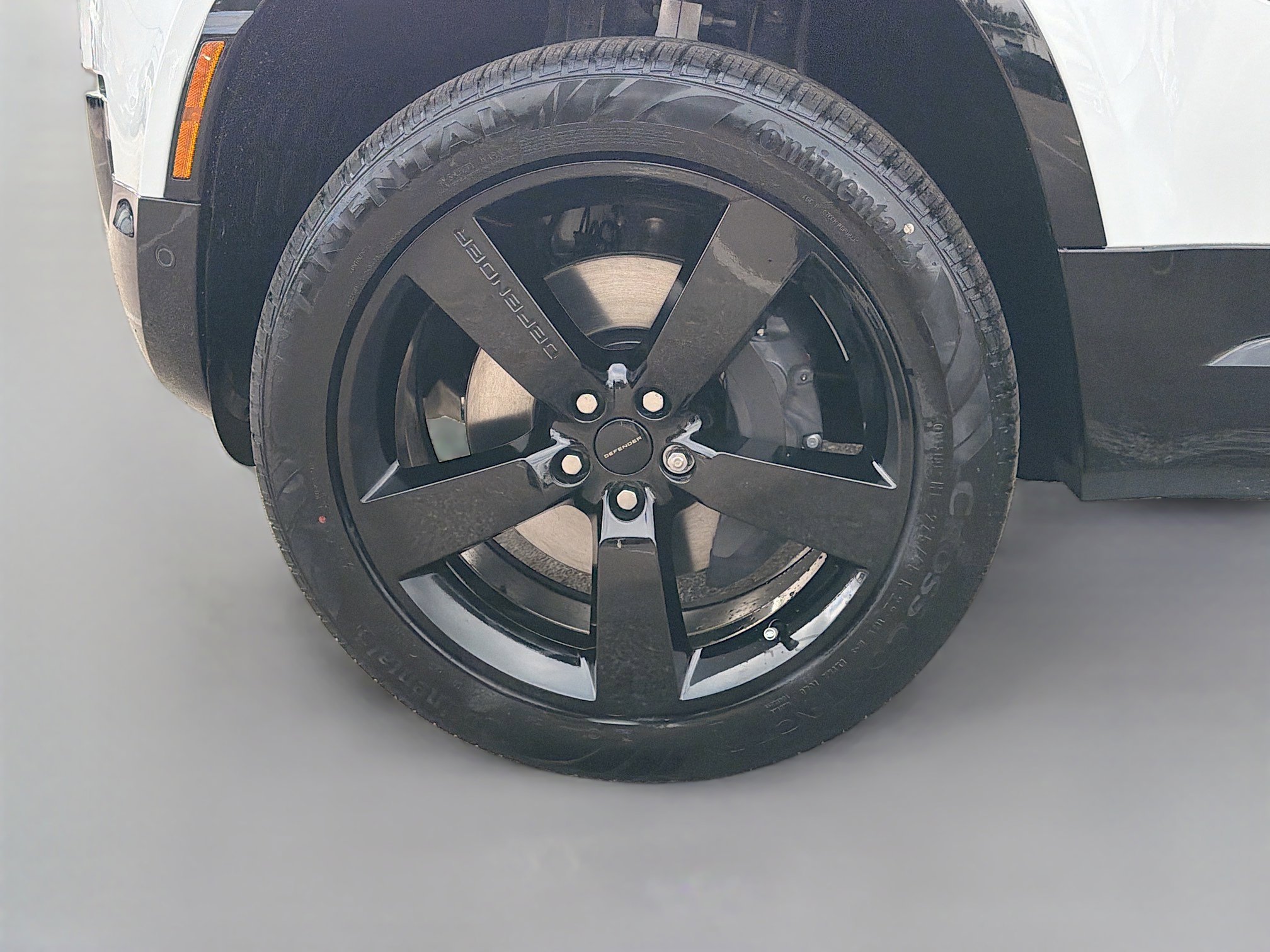 New 2026 Land Rover Defender 110 X-Dynamic SE image 40