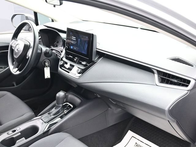 Used 2024 Toyota Corolla LE FWD image 29