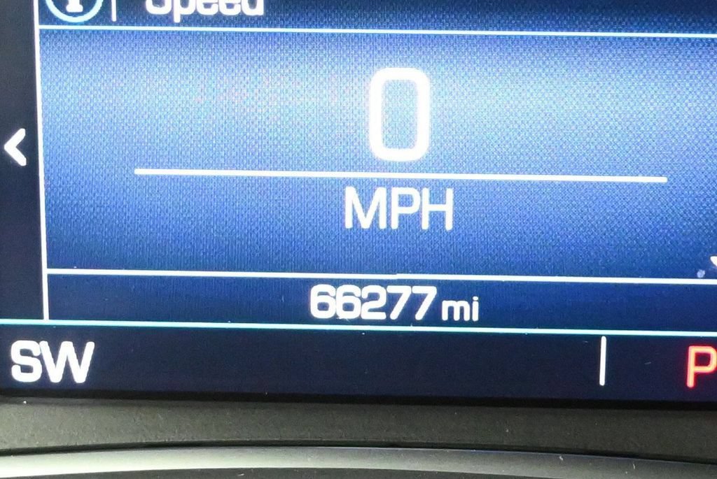 Used 2020 GMC Terrain SLE w/ Driver Convenience Package AWD/4WD image 13