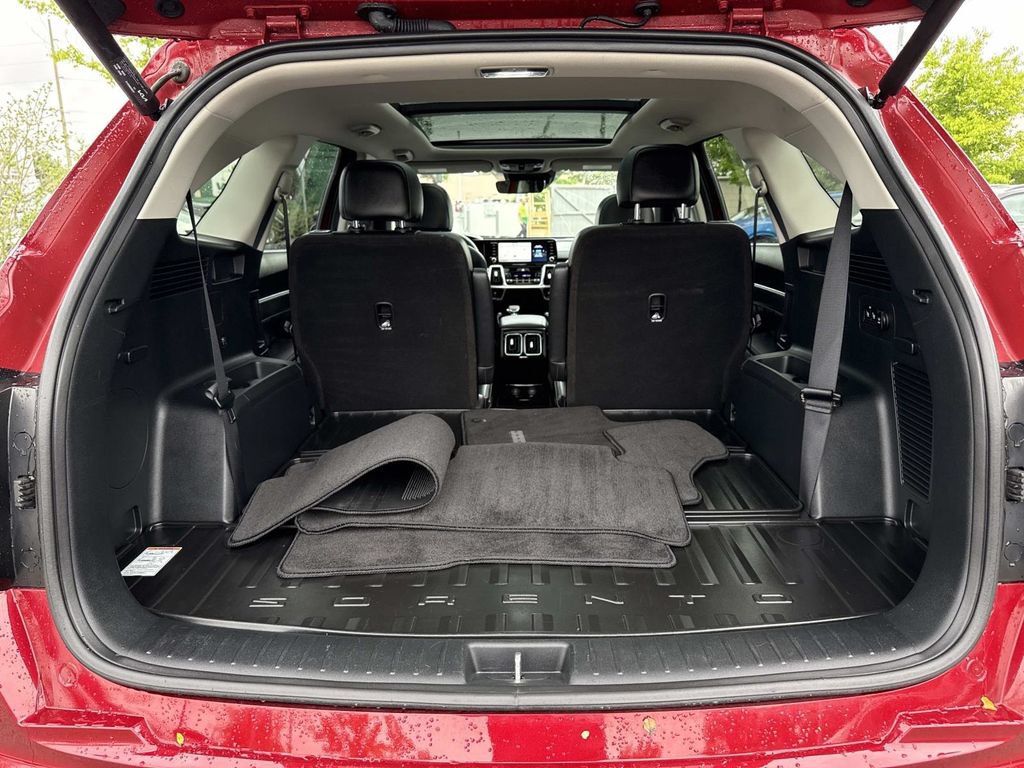 Used 2023 Kia Sorento SX AWD/4WD image 12