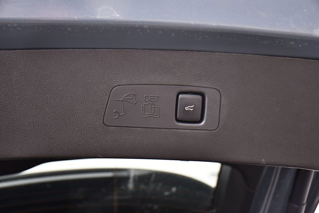 Used 2023 Lincoln Corsair Reserve w/ Equipment Group 201A image 20