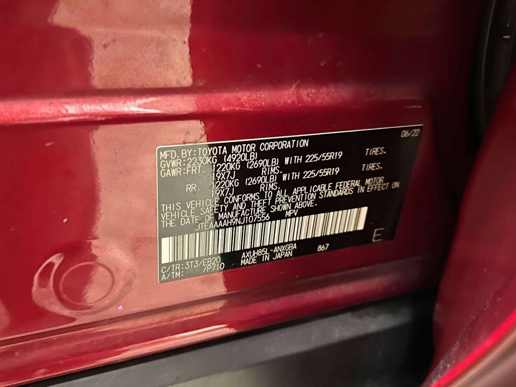 Used 2022 Toyota Venza XLE AWD/4WD image 24