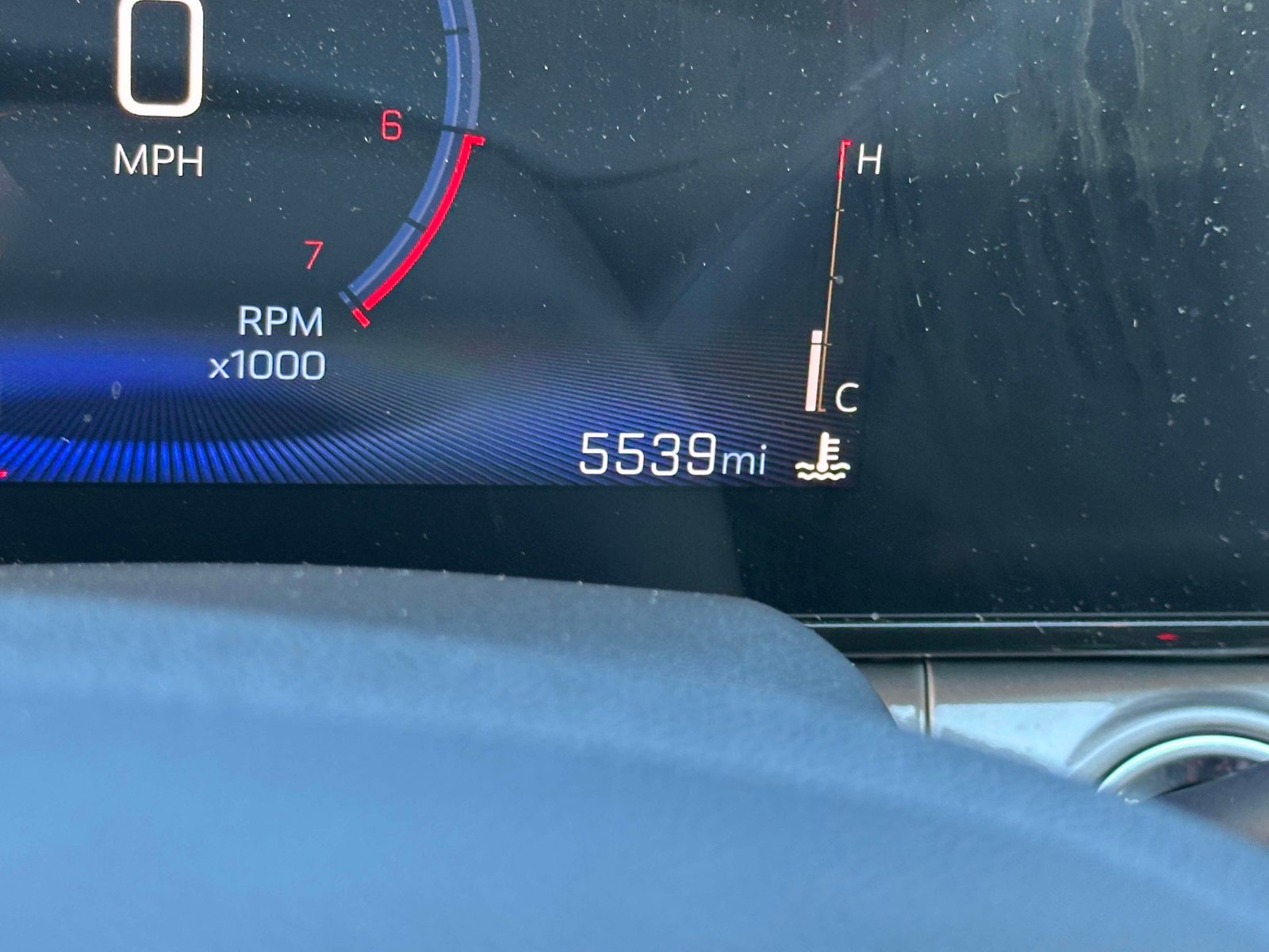 Used 2025 Chevrolet Trax LT w/ Driver Confidence Package image 24