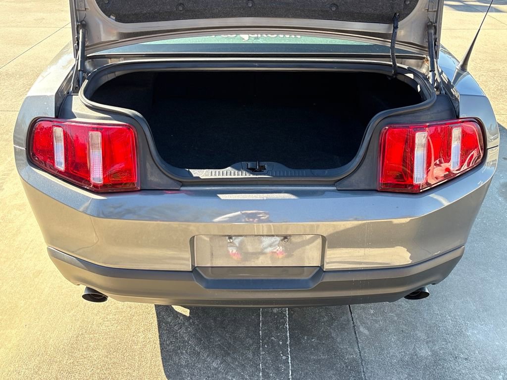 Used 2011 Ford Mustang Coupe w/ 101A Rapid Spec Order Code image 28