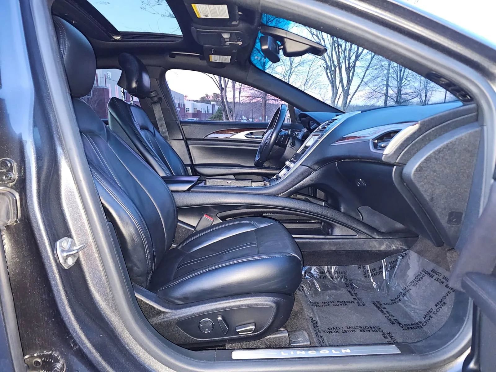 Used 2017 Lincoln MKZ Reserve w/ Climate Package image 11