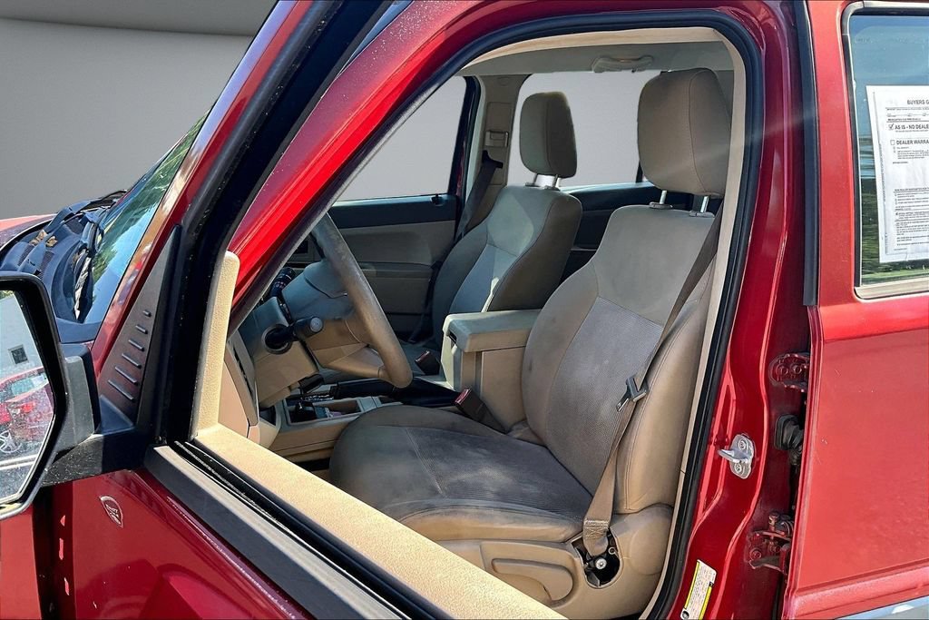 Used 2008 Jeep Liberty Sport w/ Trailer Tow Class III Group AWD/4WD image 19