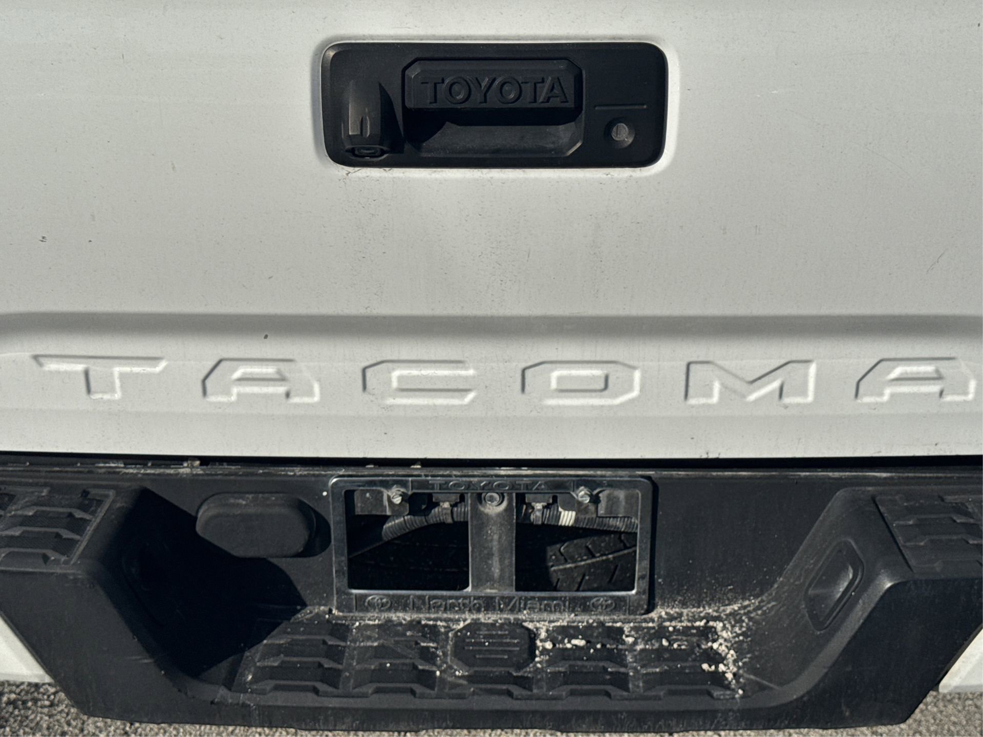 Used 2020 Toyota Tacoma SR image 18