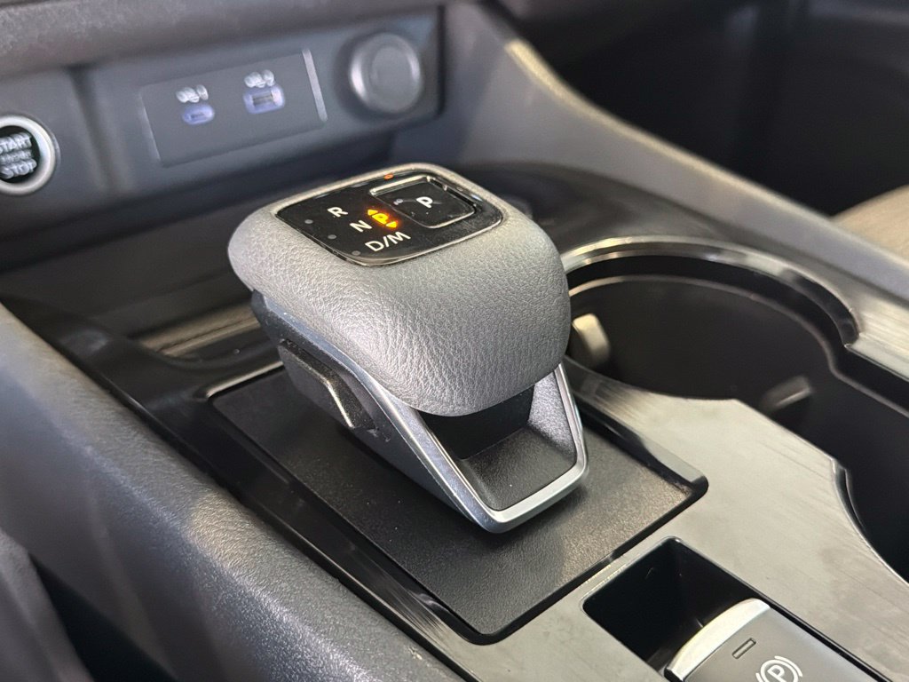 Used 2023 Nissan Rogue SV FWD image 28
