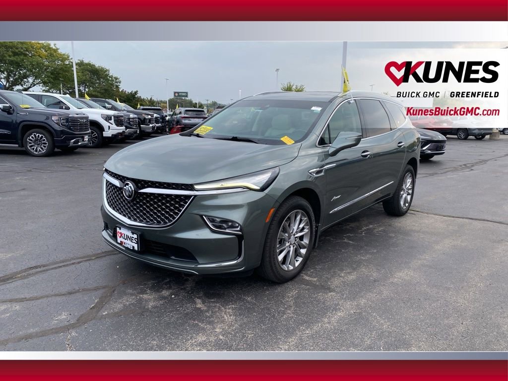 Used 2022 Buick Enclave Avenir w/ Avenir Technology Package image 12
