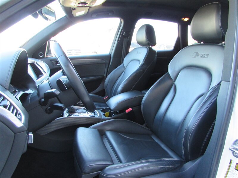 Used 2017 Audi SQ5 Premium Plus AWD/4WD image 9