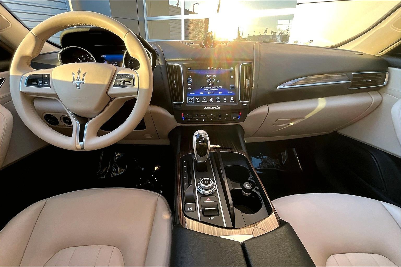 Used 2017 Maserati Levante image 14