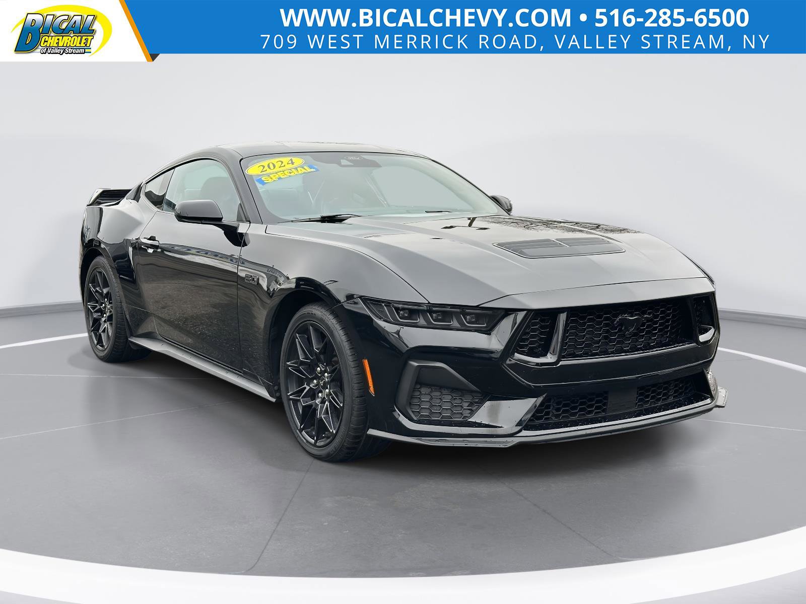 Used 2024 Ford Mustang GT Premium w/ GT Performance Package image 1
