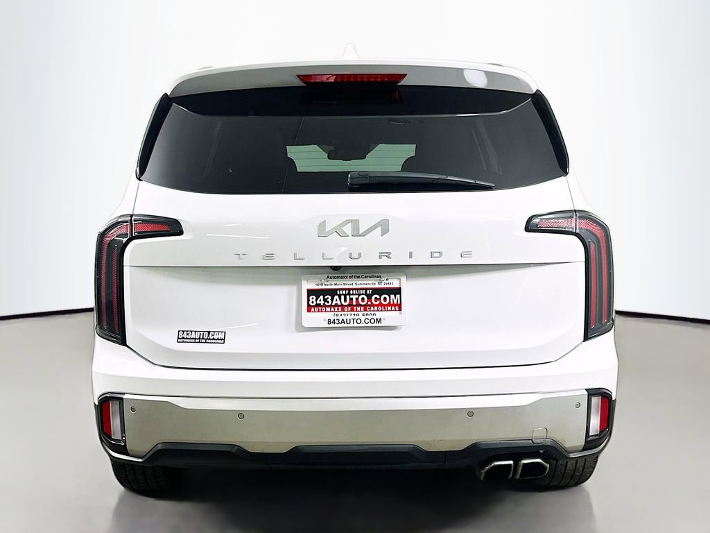 Used 2023 Kia Telluride EX w/ EX Captain's Chair Package image 6