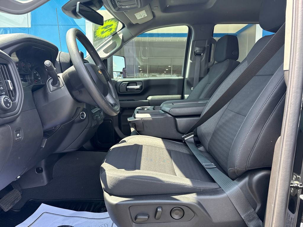 Used 2024 Chevrolet Silverado 2500 Custom w/ Custom Value Package AWD/4WD image 11