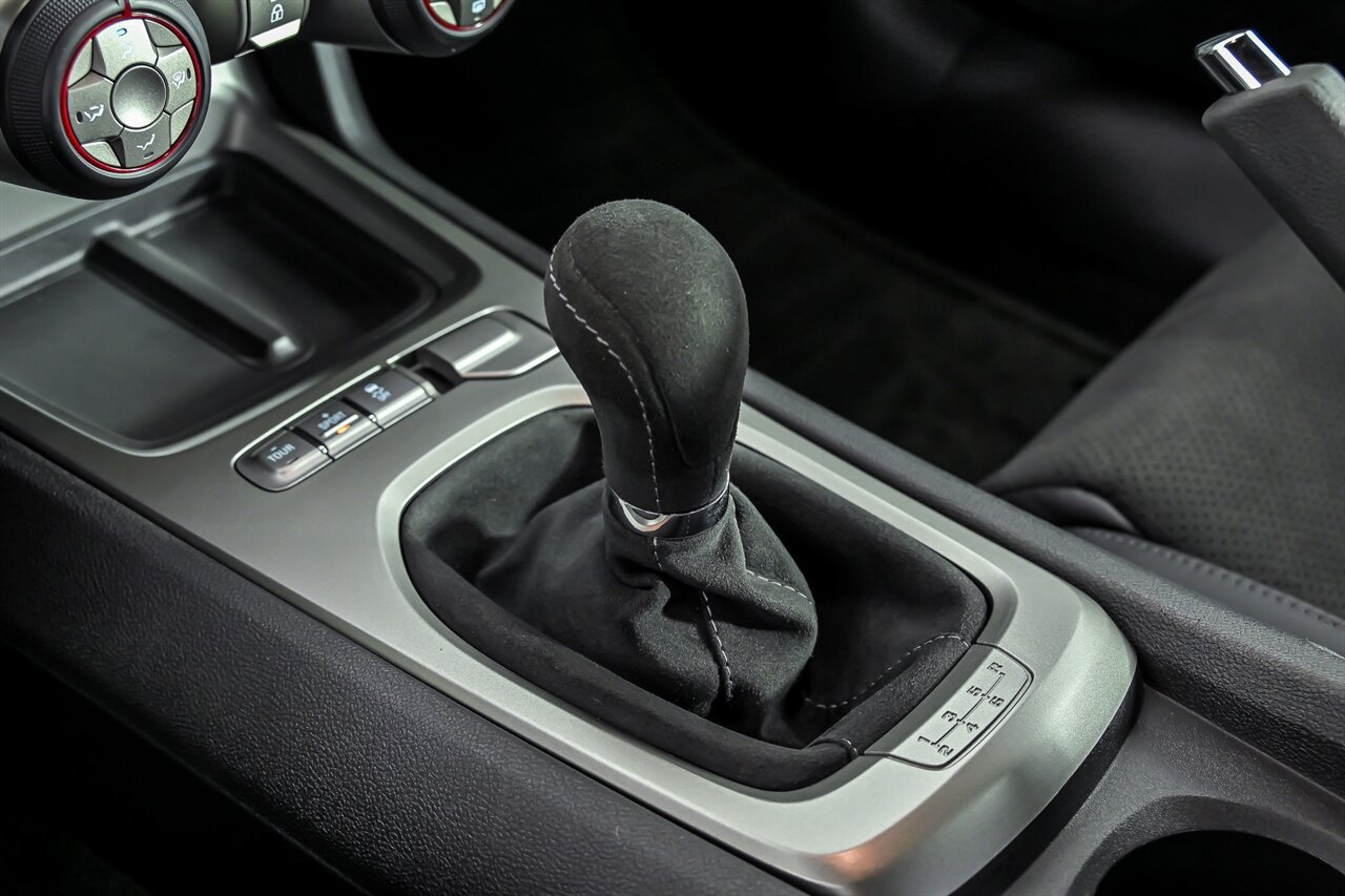 Used 2015 Chevrolet Camaro Z/28 RWD image 26