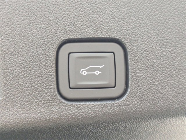 New 2026 Chevrolet Traverse LT w/ Sun and Wheel Package image 35